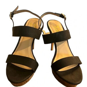 Diba London heels size 8 black with wooden styled pattern on platform and heel